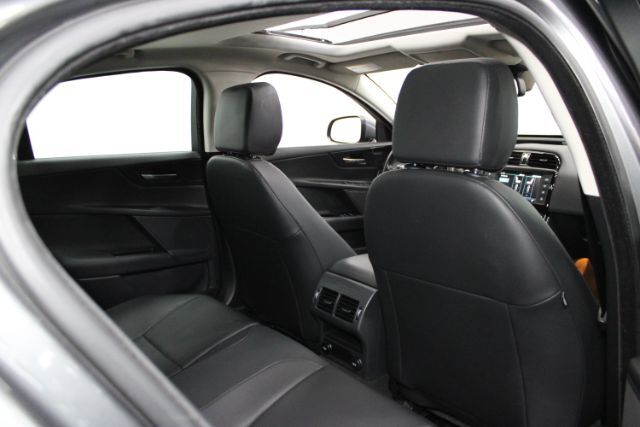 2017 Jaguar XE 20d Premium Chantilly VA