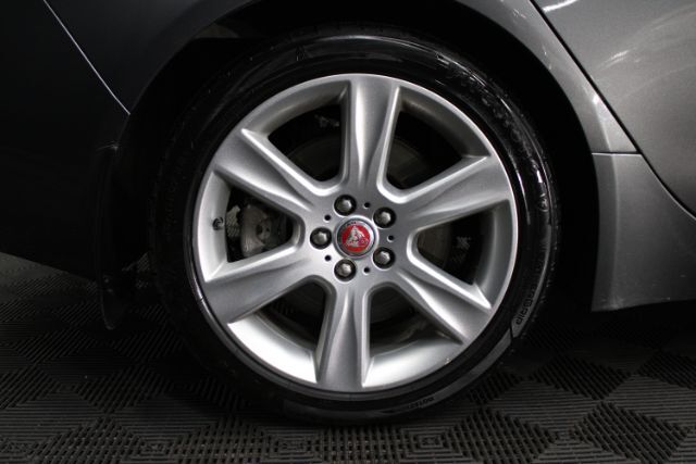 2017 Jaguar XE 20d Premium Chantilly VA