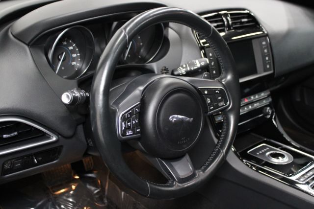 2017 Jaguar XE 20d Premium Chantilly VA