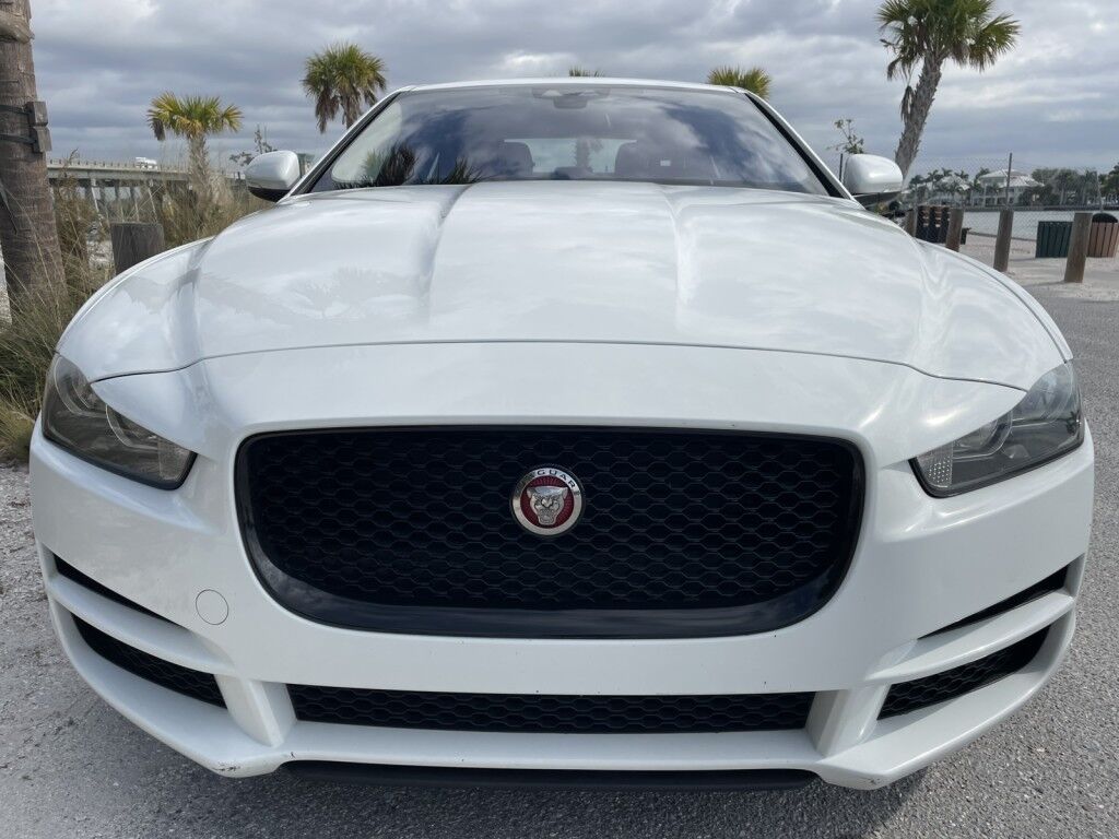 2017 Jaguar XE 20d Prestige~CLEAN CARFAX~ LUMBAR SUPPORT~BUCKET SEATS~CRUISE CONTROL Sarasota FL