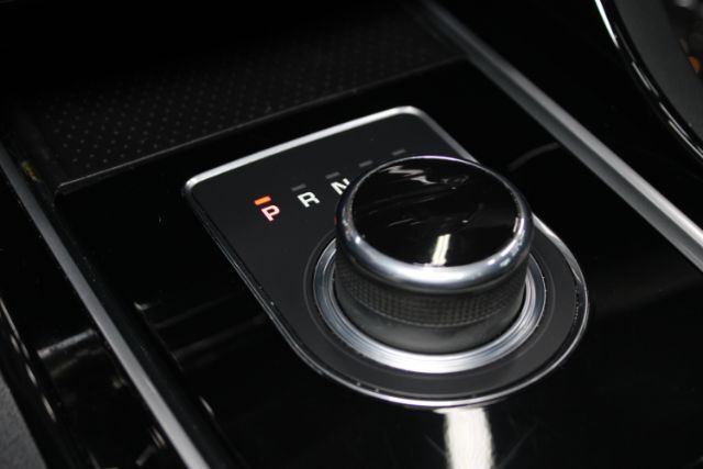 2017 Jaguar XE 25t Premium Chantilly VA