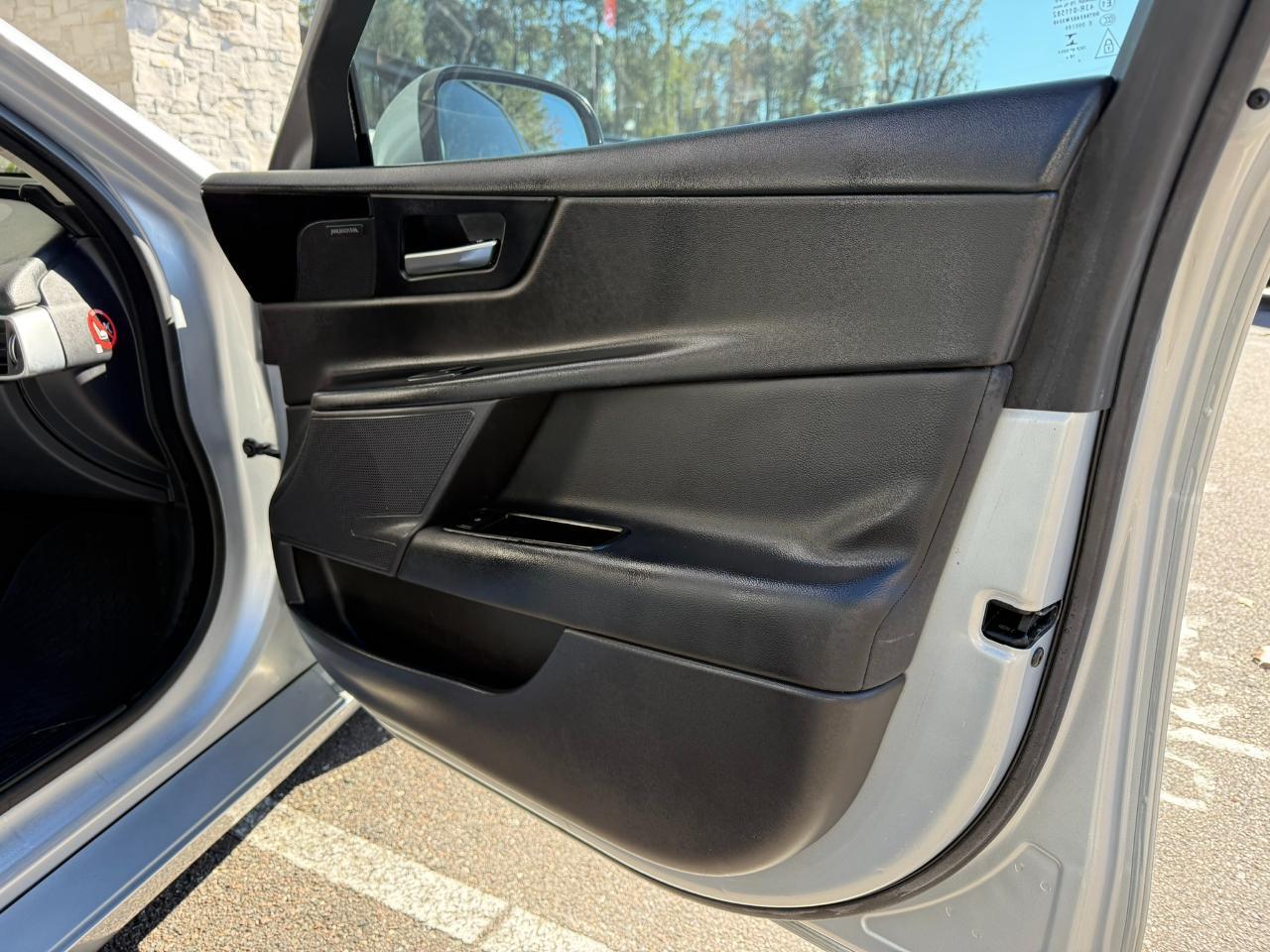 2017 Jaguar XE 25t Premium RWD Jacksonville FL