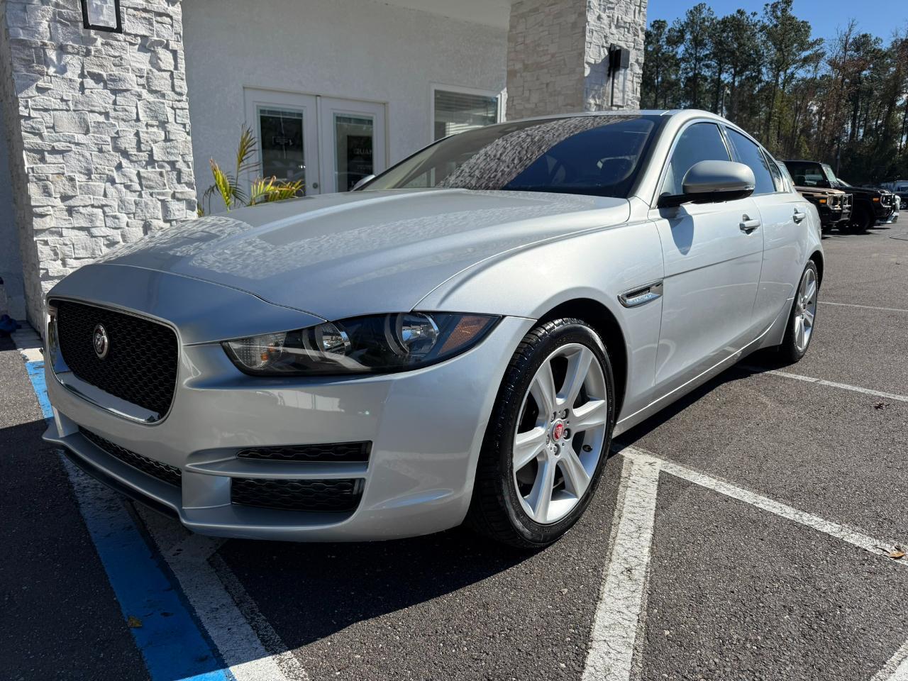 2017 Jaguar XE 25t Premium RWD Jacksonville FL