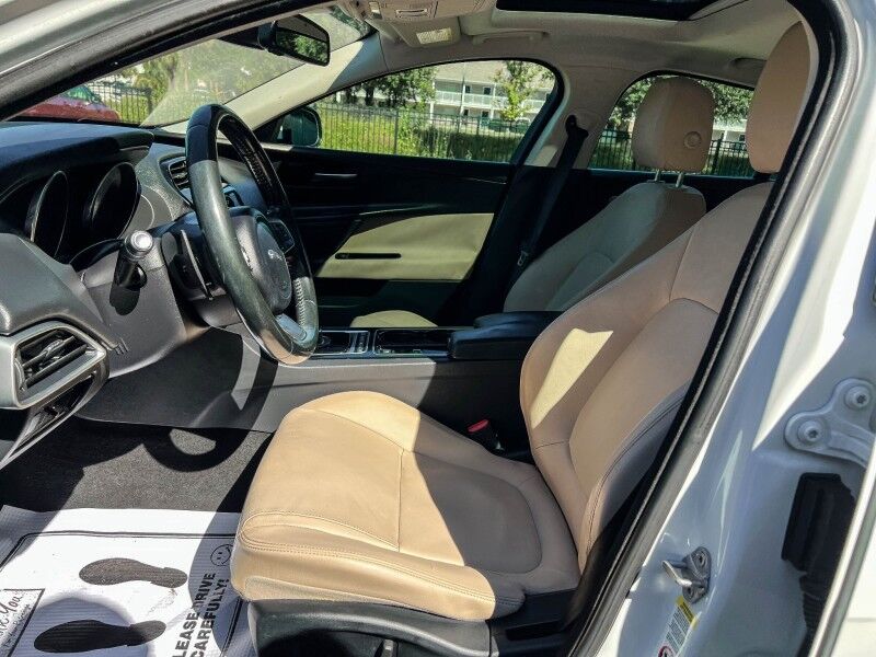 2017 Jaguar XE 25t Premium Wilmington NC
