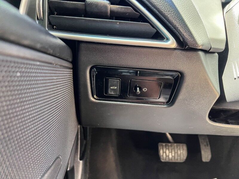 2017 Jaguar XE 25t Premium Wilmington NC