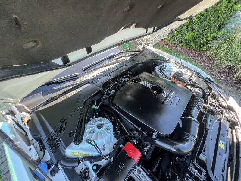 2017 Jaguar XE 25t Premium Wilmington NC