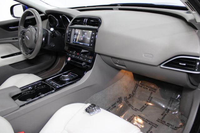 2017 Jaguar XE 35t Premium Chantilly VA