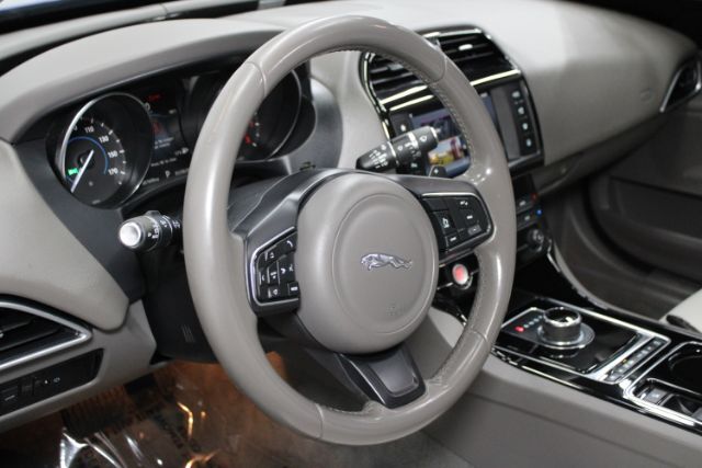 2017 Jaguar XE 35t Premium Chantilly VA