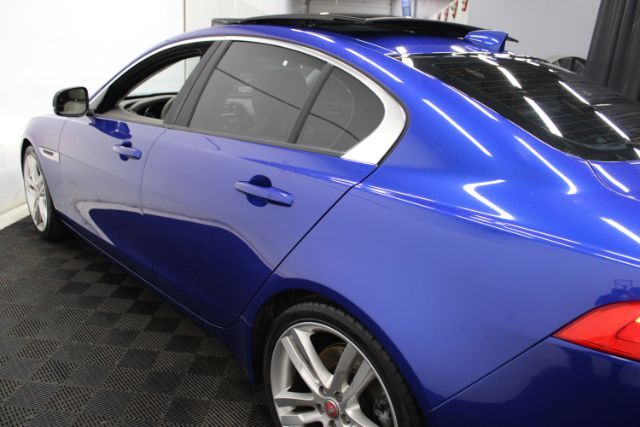 2017 Jaguar XE 35t Premium Chantilly VA