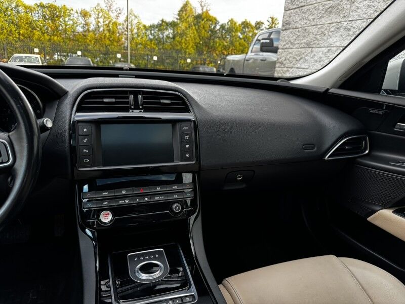 2017 Jaguar XE 35t Premium Willow Grove PA