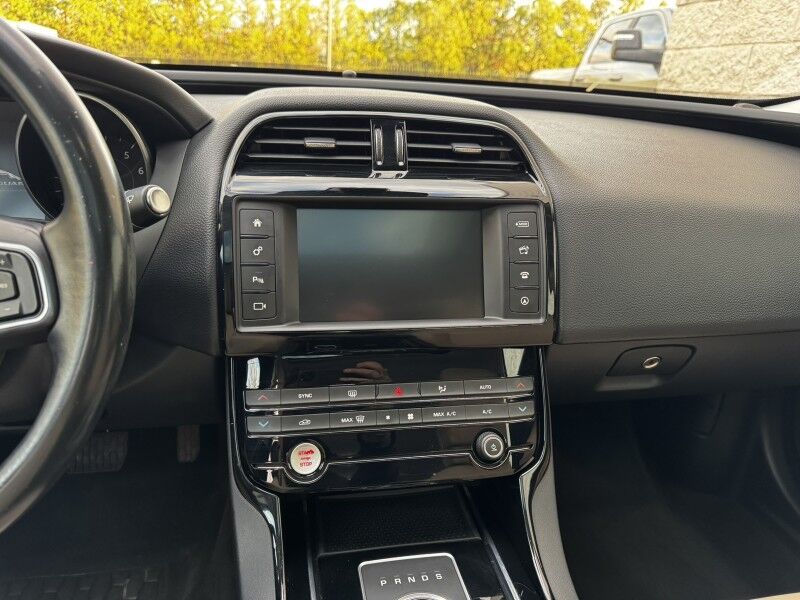 2017 Jaguar XE 35t Premium Willow Grove PA