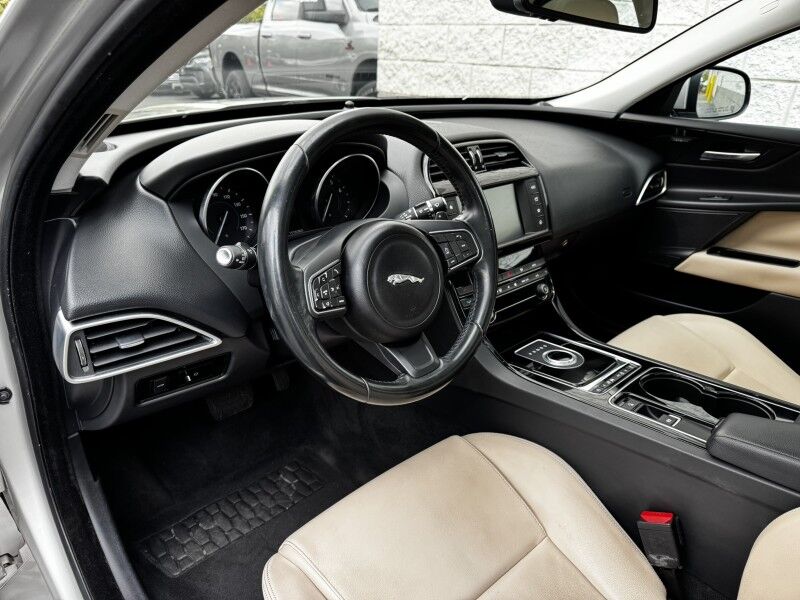 2017 Jaguar XE 35t Premium Willow Grove PA
