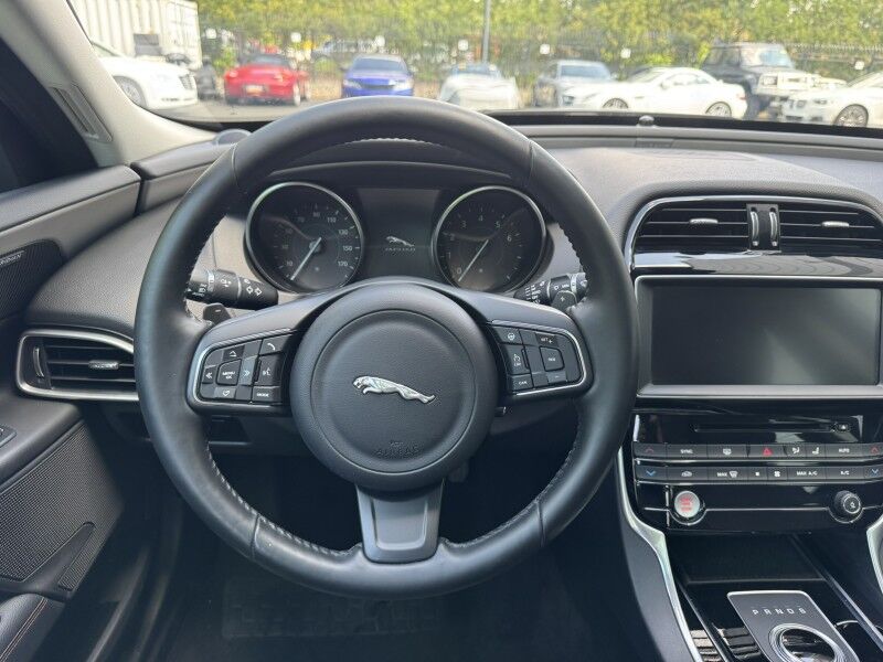 2017 Jaguar XE 35t Prestige Willow Grove PA