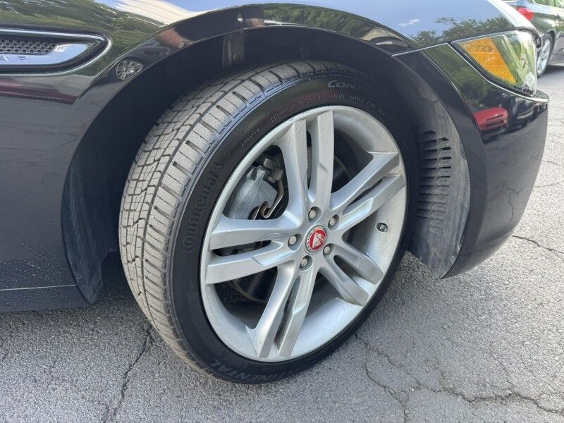2017 Jaguar XE 35t Prestige Willow Grove PA