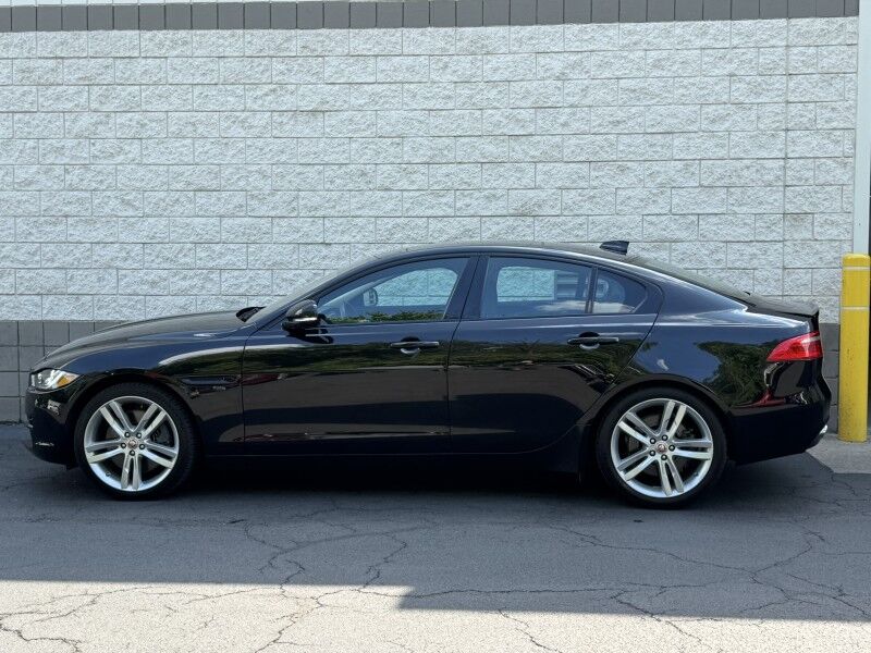 2017 Jaguar XE 35t Prestige Willow Grove PA