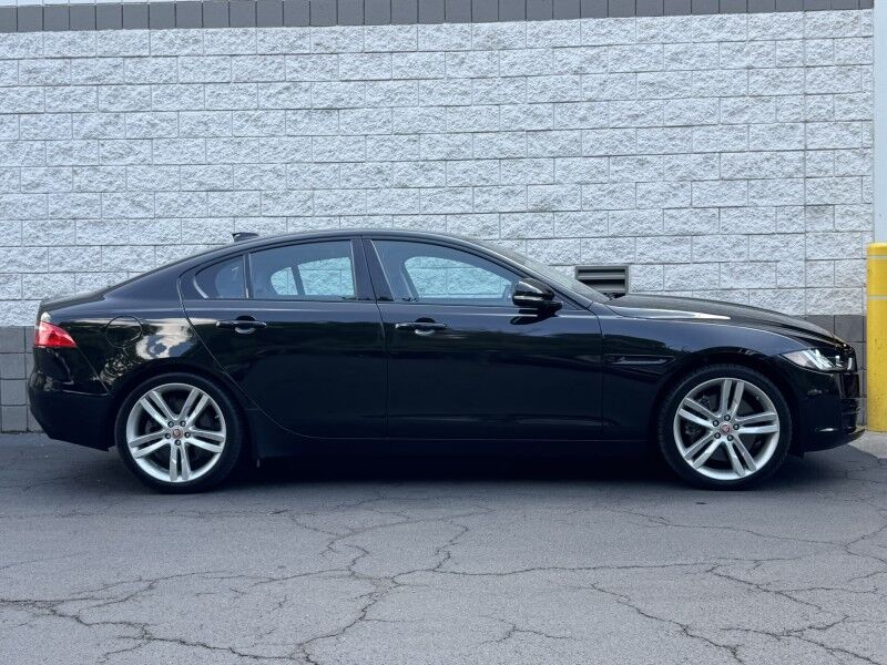 2017 Jaguar XE 35t Prestige Willow Grove PA