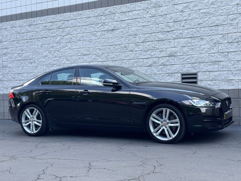 2017 Jaguar XE 35t Prestige Willow Grove PA