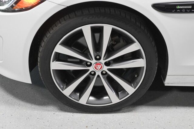 2017 Jaguar XE 35t R-Sport AWD 4dr Sedan Chicago IL