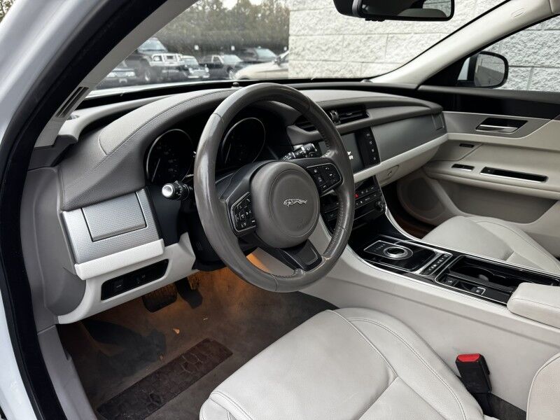 2017 Jaguar XF 20d Willow Grove PA