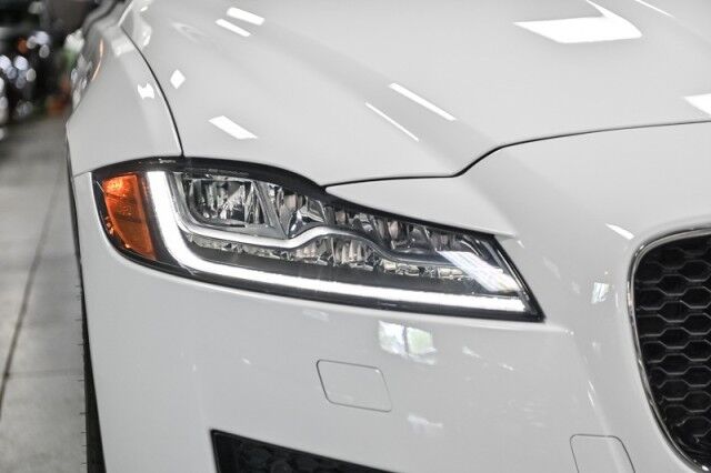 2017 Jaguar XF 35t Premium 4dr Sedan Chicago IL