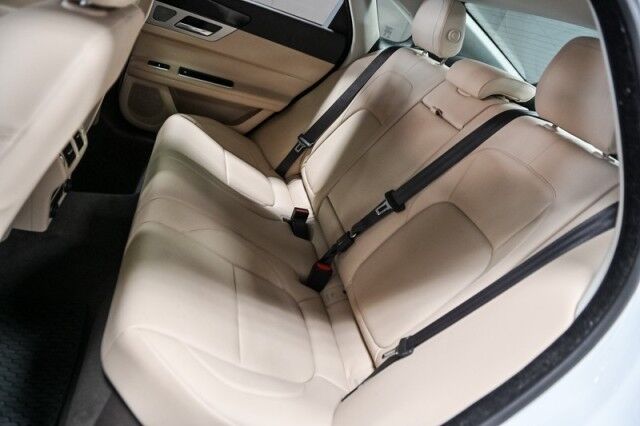 2017 Jaguar XF 35t Premium 4dr Sedan Chicago IL