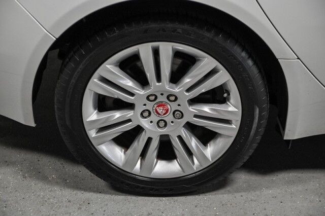 2017 Jaguar XF 35t Premium 4dr Sedan Chicago IL