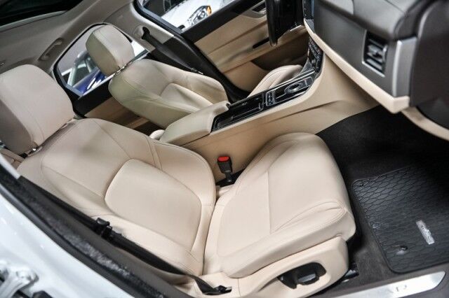 2017 Jaguar XF 35t Premium 4dr Sedan Chicago IL