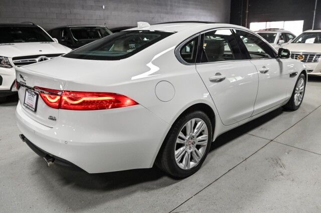 2017 Jaguar XF 35t Premium 4dr Sedan Chicago IL