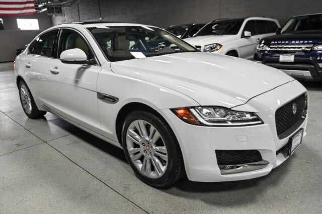 2017 Jaguar XF 35t Premium 4dr Sedan Chicago IL