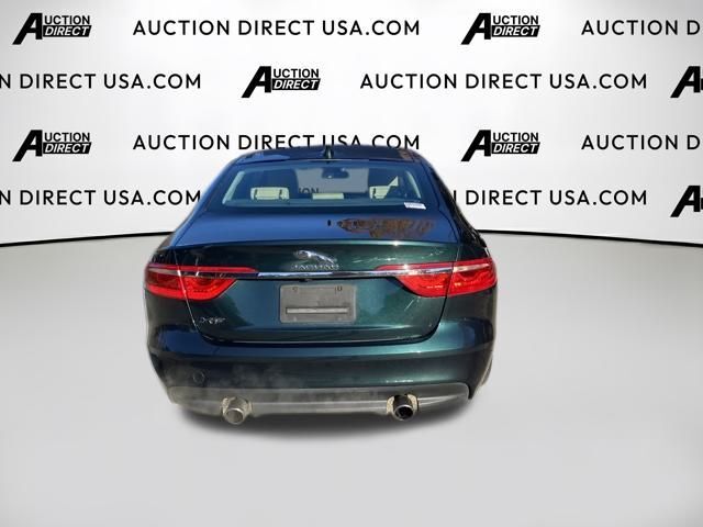 2017 Jaguar XF 35t Premium photo 4