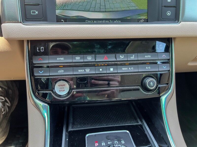 2017 Jaguar XF 35t Premium Wilmington NC