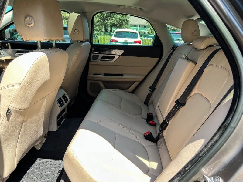 2017 Jaguar XF 35t Premium Wilmington NC