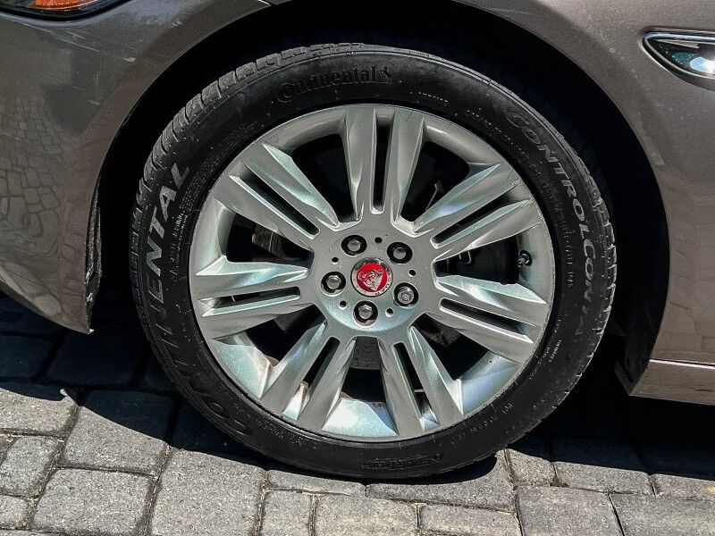 2017 Jaguar XF 35t Premium Wilmington NC