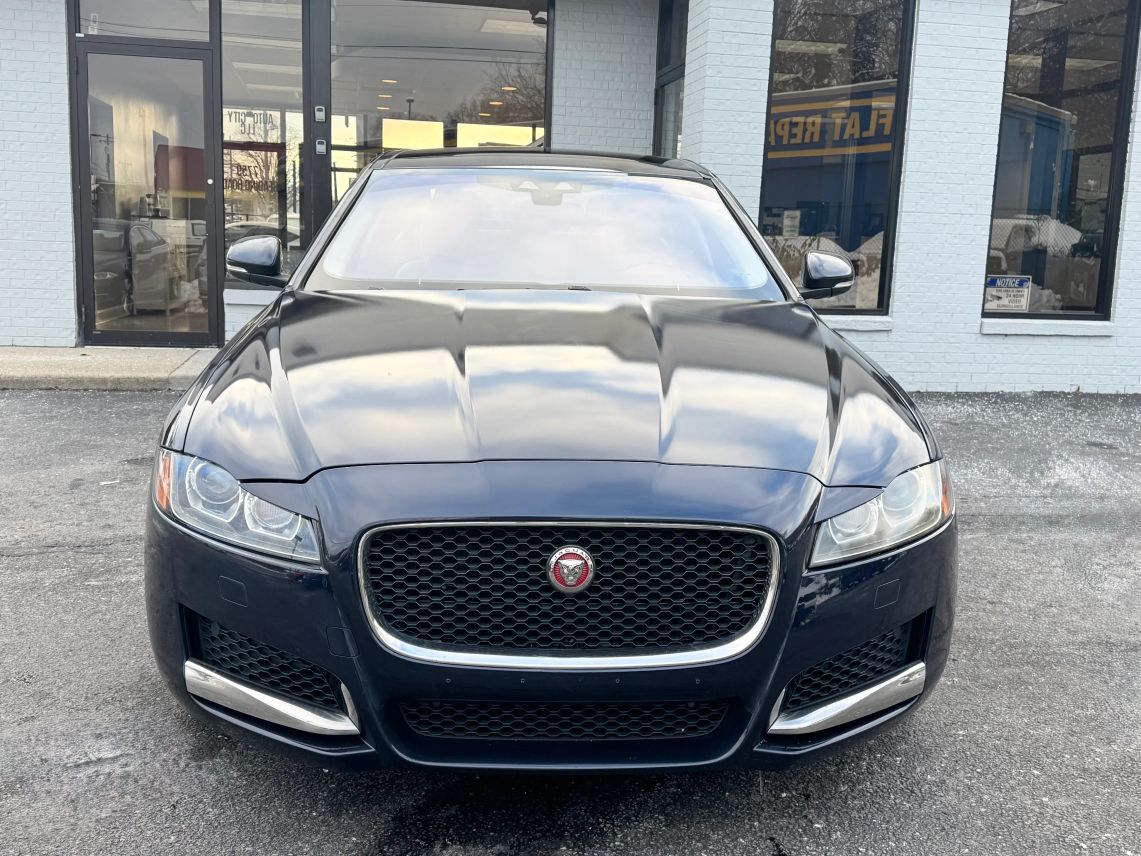 2017 Jaguar XF XF 35t Sedan 4D Cincinnati OH