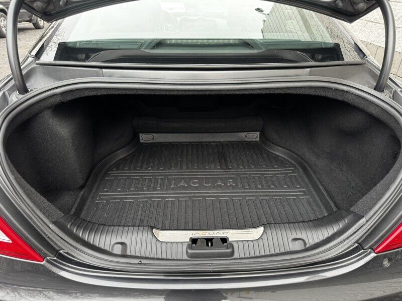 2017 Jaguar XJ XJ R-Sport Willow Grove PA