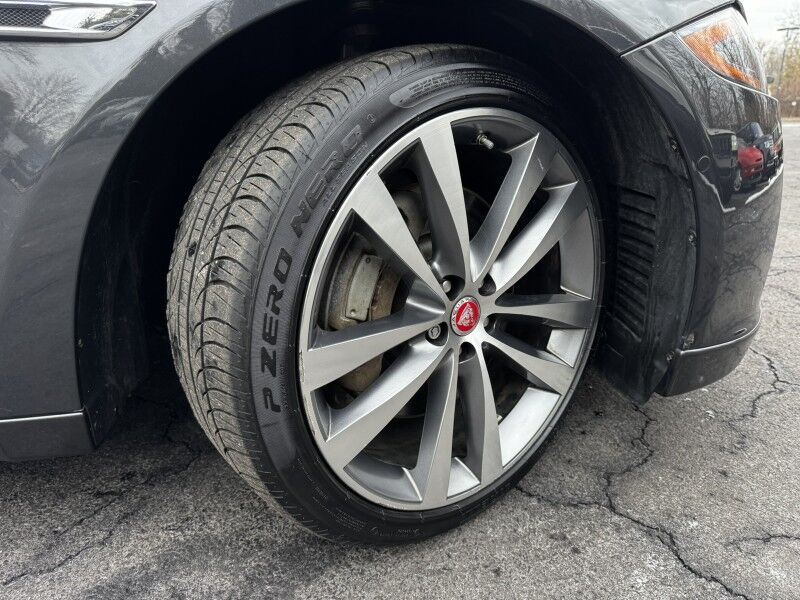 2017 Jaguar XJ XJ R-Sport Willow Grove PA