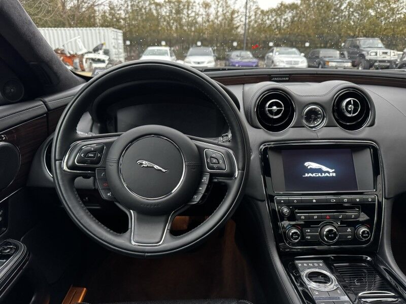 2017 Jaguar XJ XJL Portfolio Willow Grove PA
