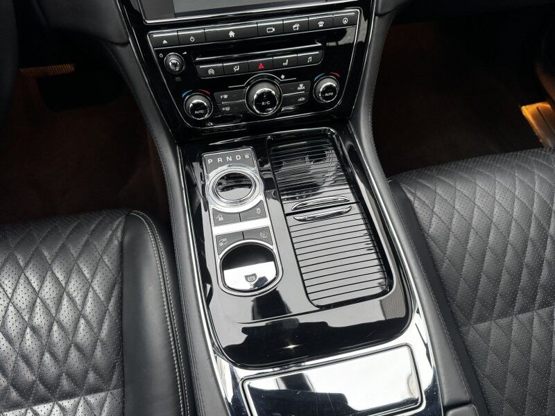 2017 Jaguar XJ XJL Portfolio Willow Grove PA