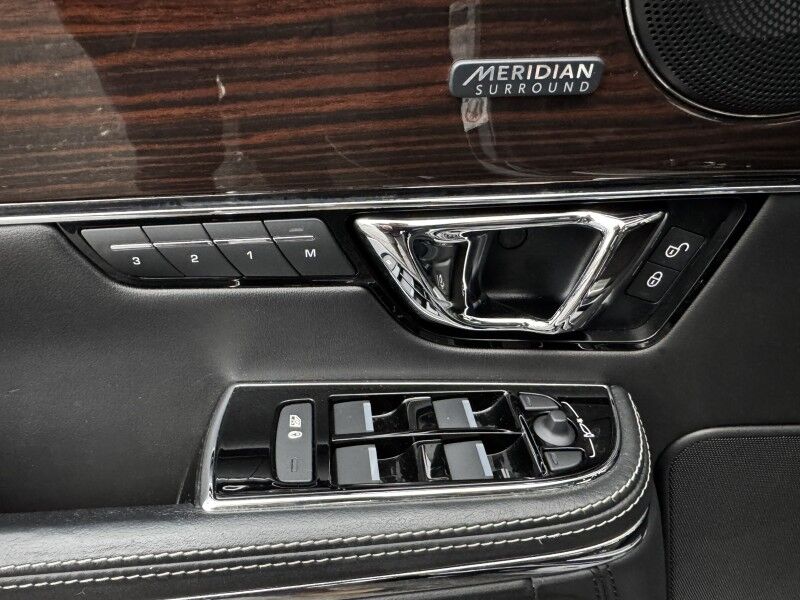 2017 Jaguar XJ XJL Portfolio Willow Grove PA