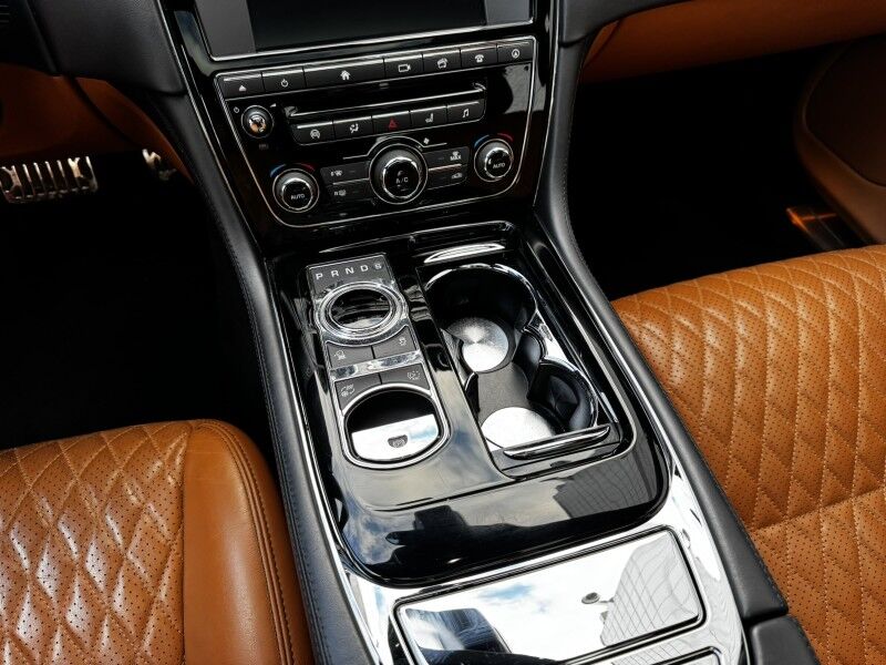 2017 Jaguar XJ XJL Supercharged Willow Grove PA