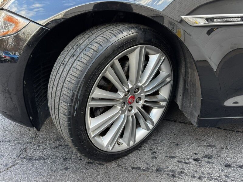 2017 Jaguar XJ XJL Supercharged Willow Grove PA