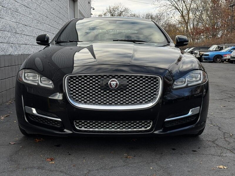2017 Jaguar XJ XJL Supercharged Willow Grove PA