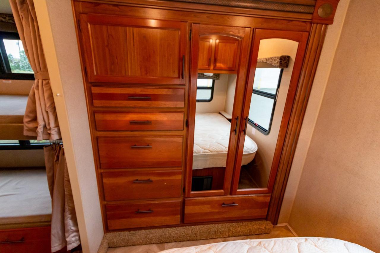 2017 Jayco Redhawk 31 XL Class C Motorhome Red Deer AB