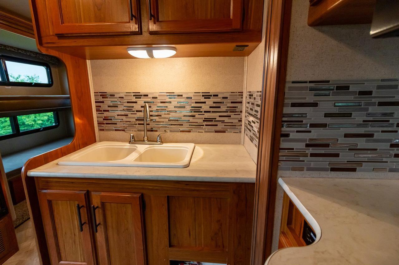 2017 Jayco Redhawk 31 XL Class C Motorhome Red Deer AB