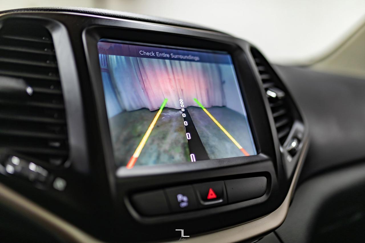 2017 Jeep Cherokee 4x4 75th Anniversary Roof Nav BCam Red Deer AB