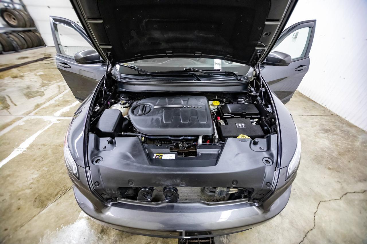 2017 Jeep Cherokee 4x4 75th Anniversary Roof Nav BCam Red Deer AB