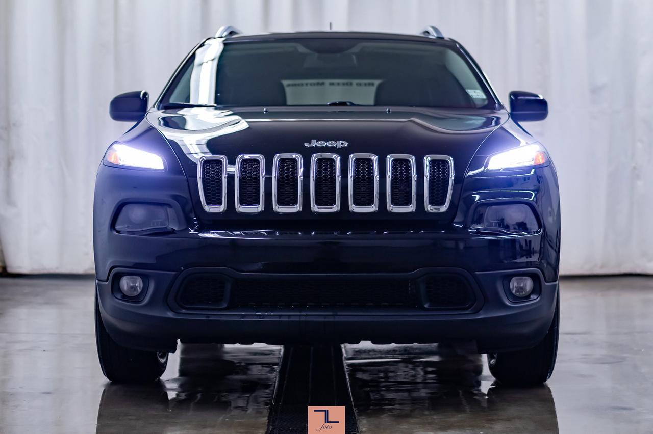 2017 Jeep Cherokee 4x4 North BCam Red Deer AB