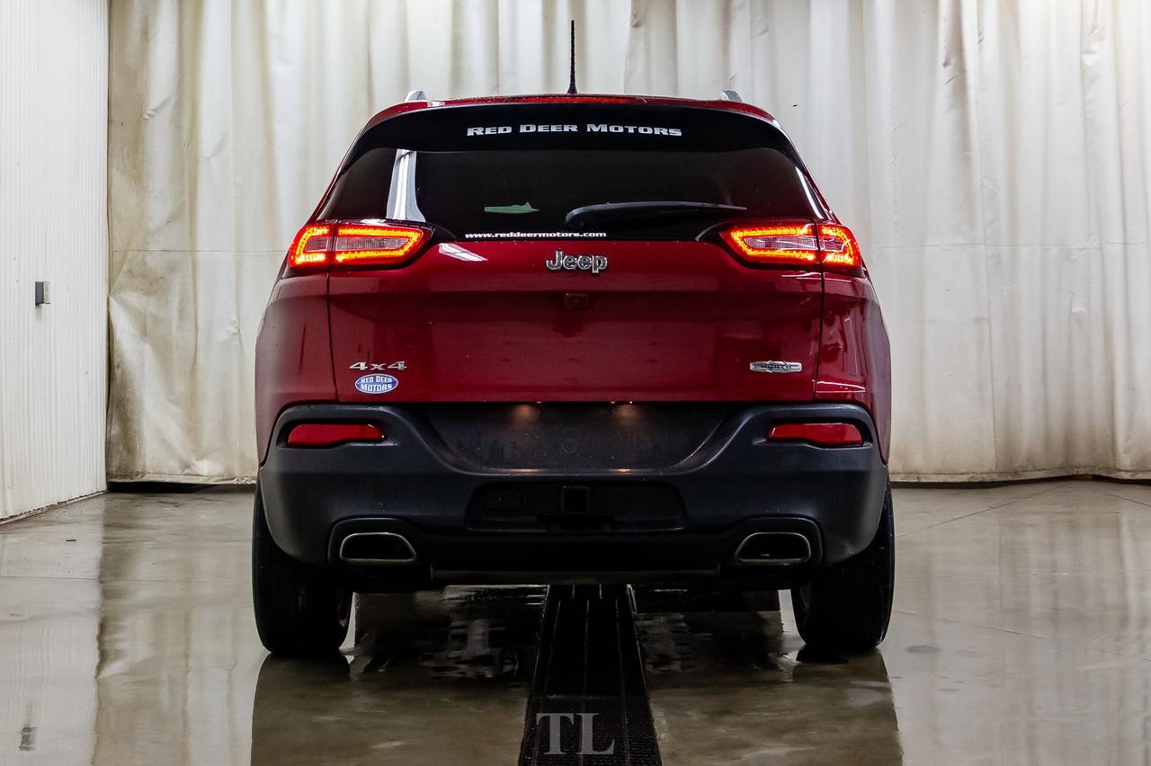 2017 Jeep Cherokee 4x4 North BCam Red Deer AB