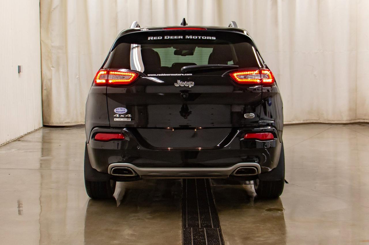 2017 Jeep Cherokee 4x4 Overland Leather Roof Nav Red Deer AB