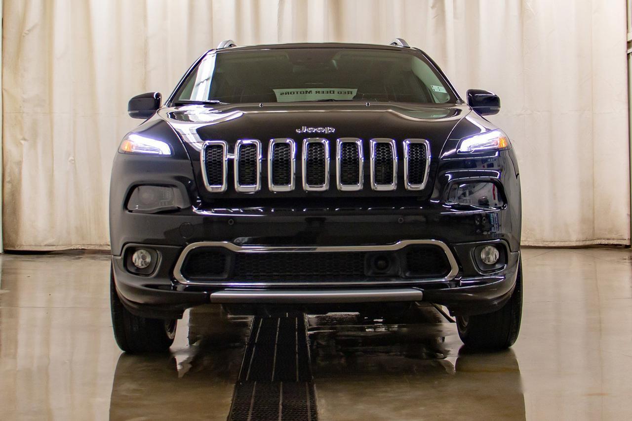 2017 Jeep Cherokee 4x4 Overland Leather Roof Nav Red Deer AB